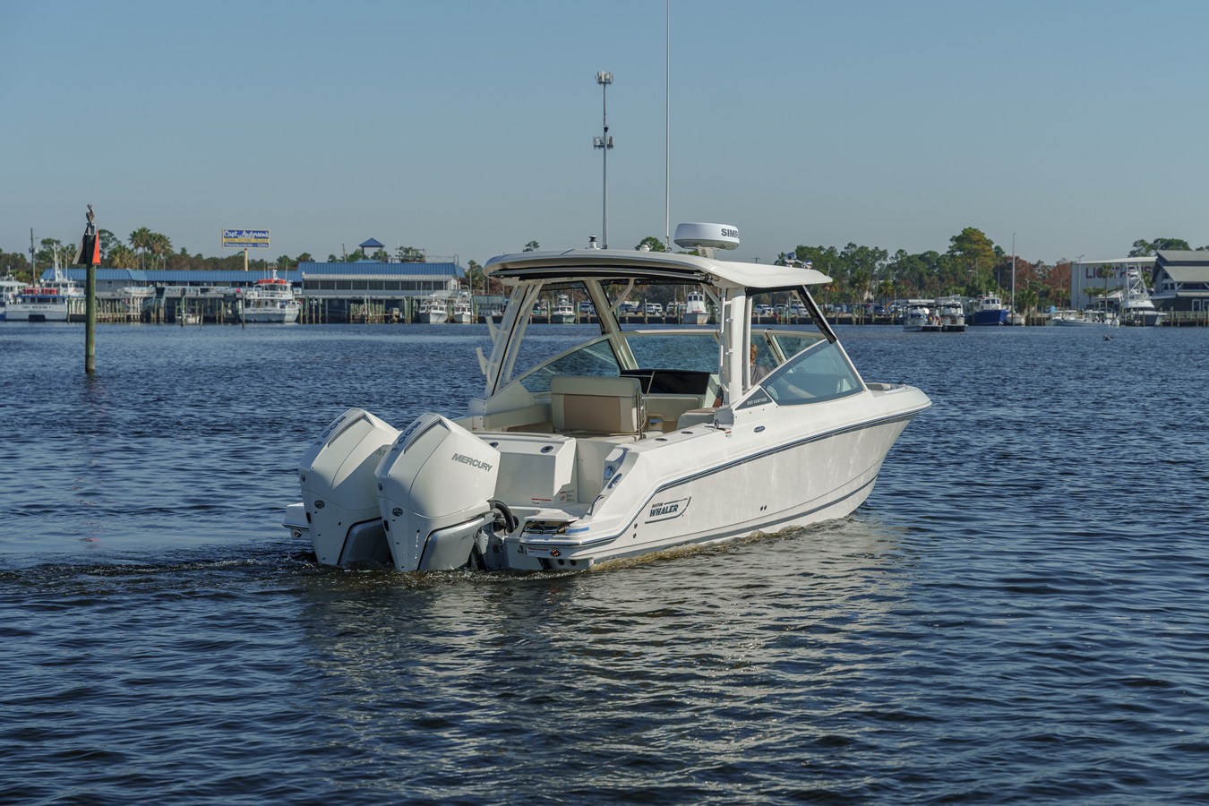2027 Boston Whaler 280 Vantage 4