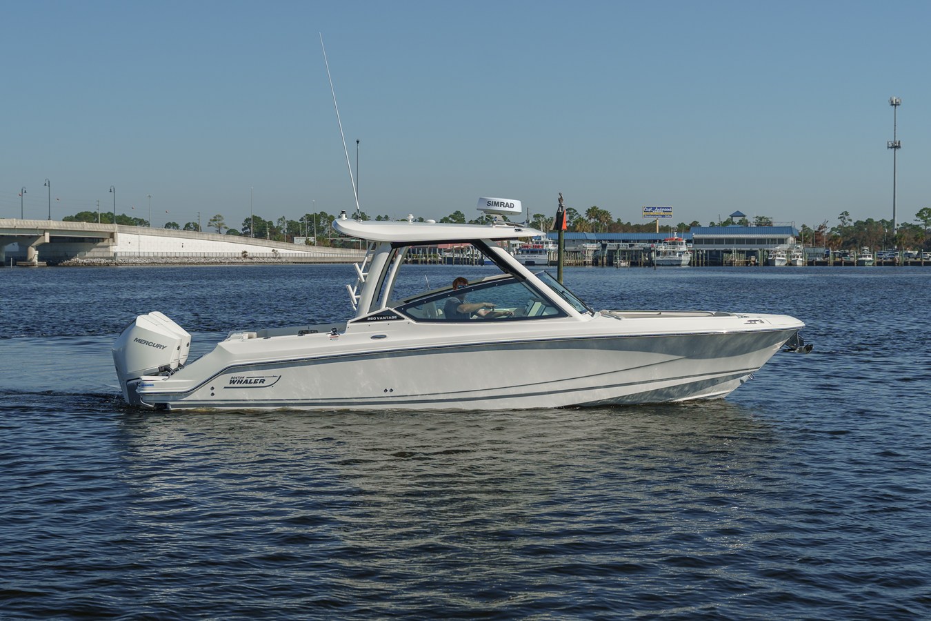 2027 Boston Whaler 280 Vantage 5