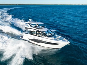 Cruisers Yachts 50 FLY 0 2027 Cruisers Yachts 50 FLY 1
