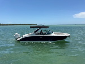 Sea Ray SDX 270 Outboard 4 2026 Sea Ray SDX 270 Outboard 5