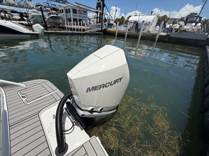 2026 Sea Ray SDX 270 Outboard 28