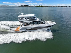 Cruisers Yachts 50 FLY 1 2027 Cruisers Yachts 50 FLY 2