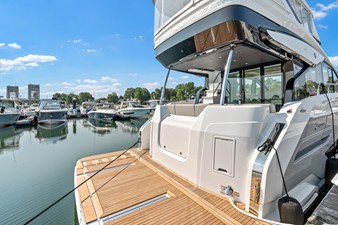 Cruisers Yachts 50 FLY 5 2027 Cruisers Yachts 50 FLY 6