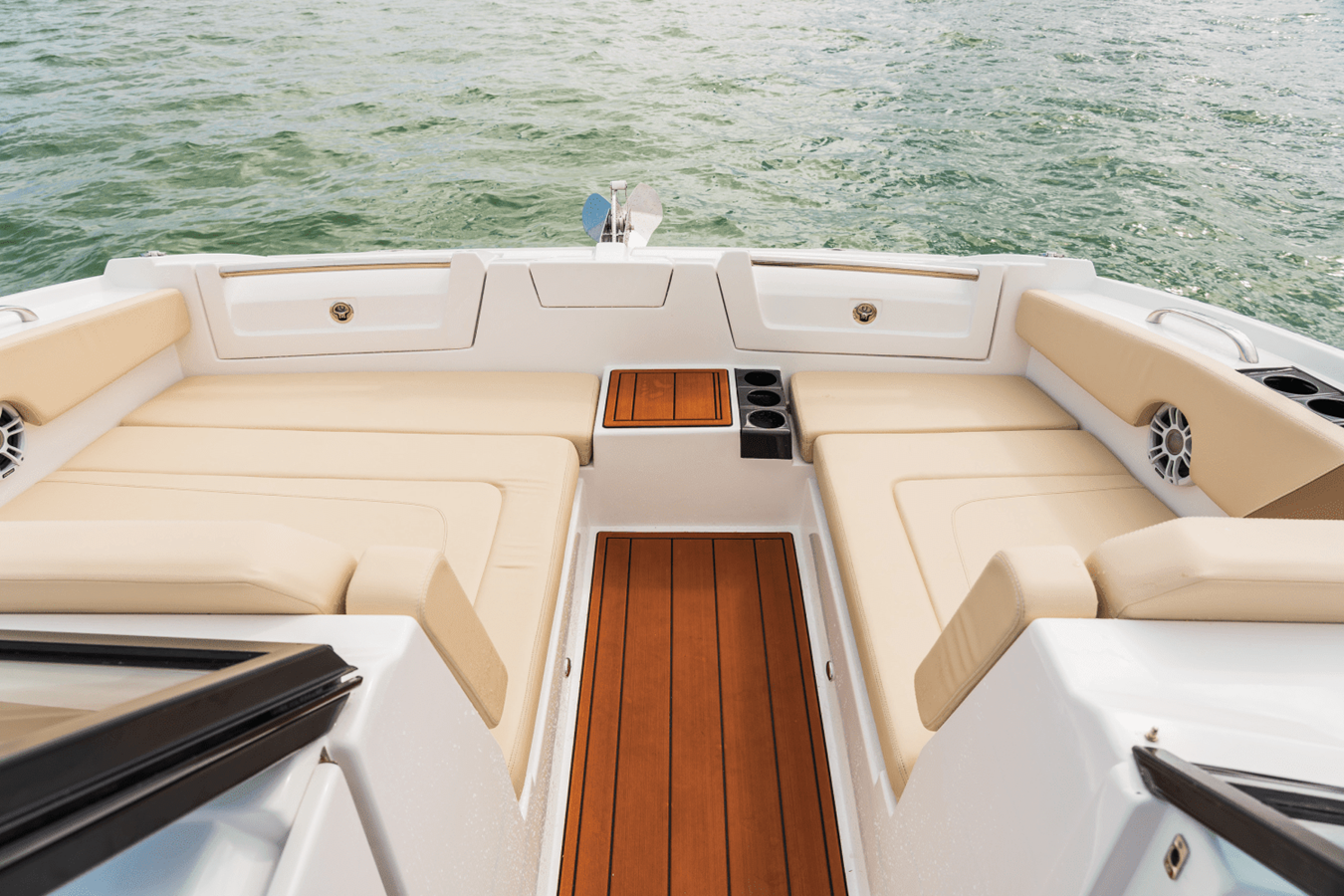 2026 Aquila 32 Sport 9