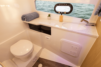 2026 Aquila 32 Sport 11