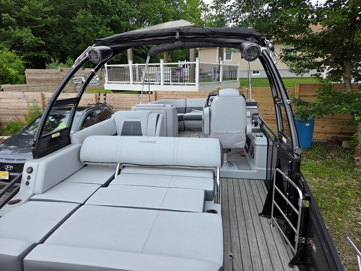 2020 Harris 230 SOLSTICE 31