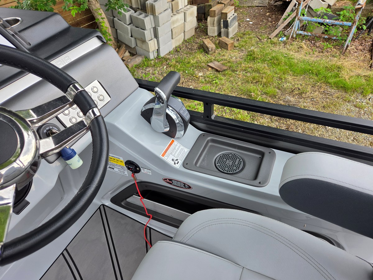2020 Harris 230 SOLSTICE 38
