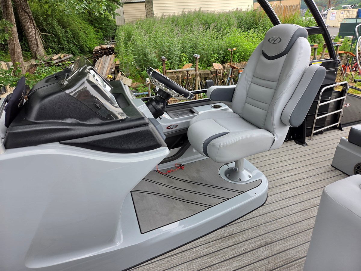 2020 Harris 230 SOLSTICE 39