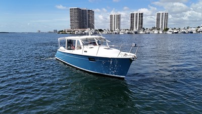 MJM 35 DOWNEAST 5 2023 MJM 35 DOWNEAST 6
