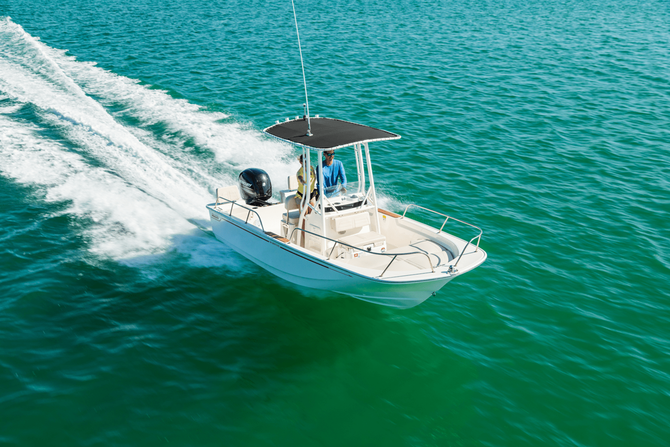 2027 Boston Whaler 190 Montauk 2