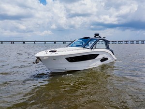 Sea Ray Sundancer 370 Outboard 9 2026 Sea Ray Sundancer 370 Outboard 10