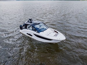 Sea Ray Sundancer 370 Outboard 94 2026 Sea Ray Sundancer 370 Outboard 95