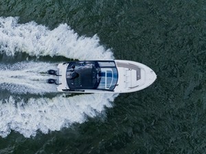 Sea Ray Sundancer 370 Outboard 103 2026 Sea Ray Sundancer 370 Outboard 104