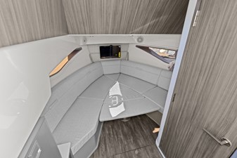 2027 Sea Ray Sundancer 320 Outboard 22