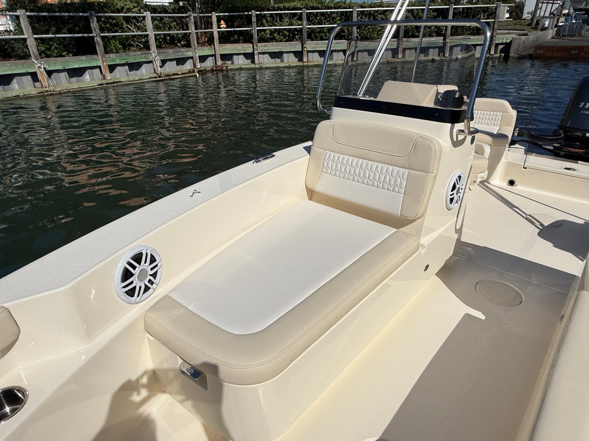 2027 Scout 188 Sport Dorado 16