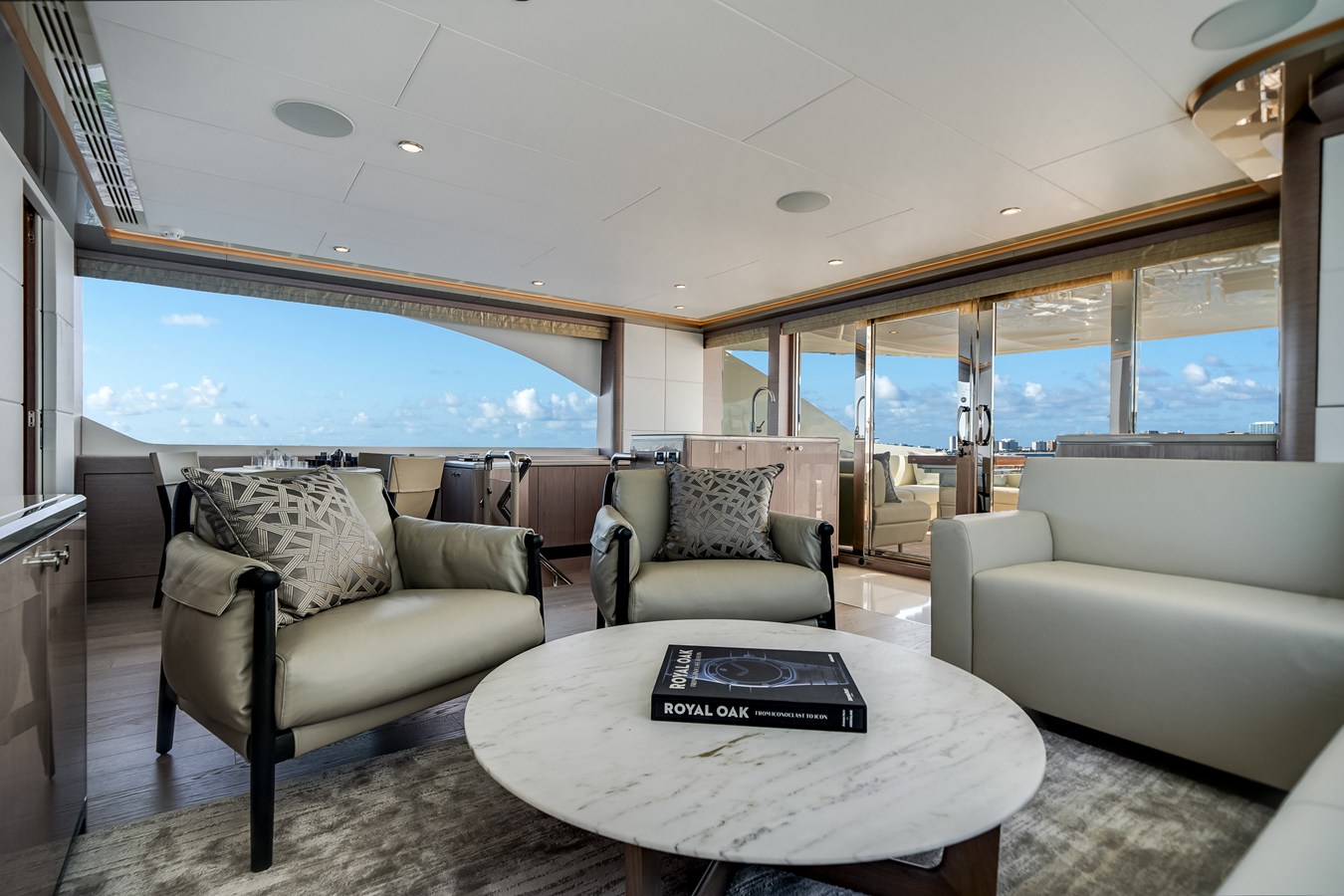 2027 Ocean Alexander 37L 56