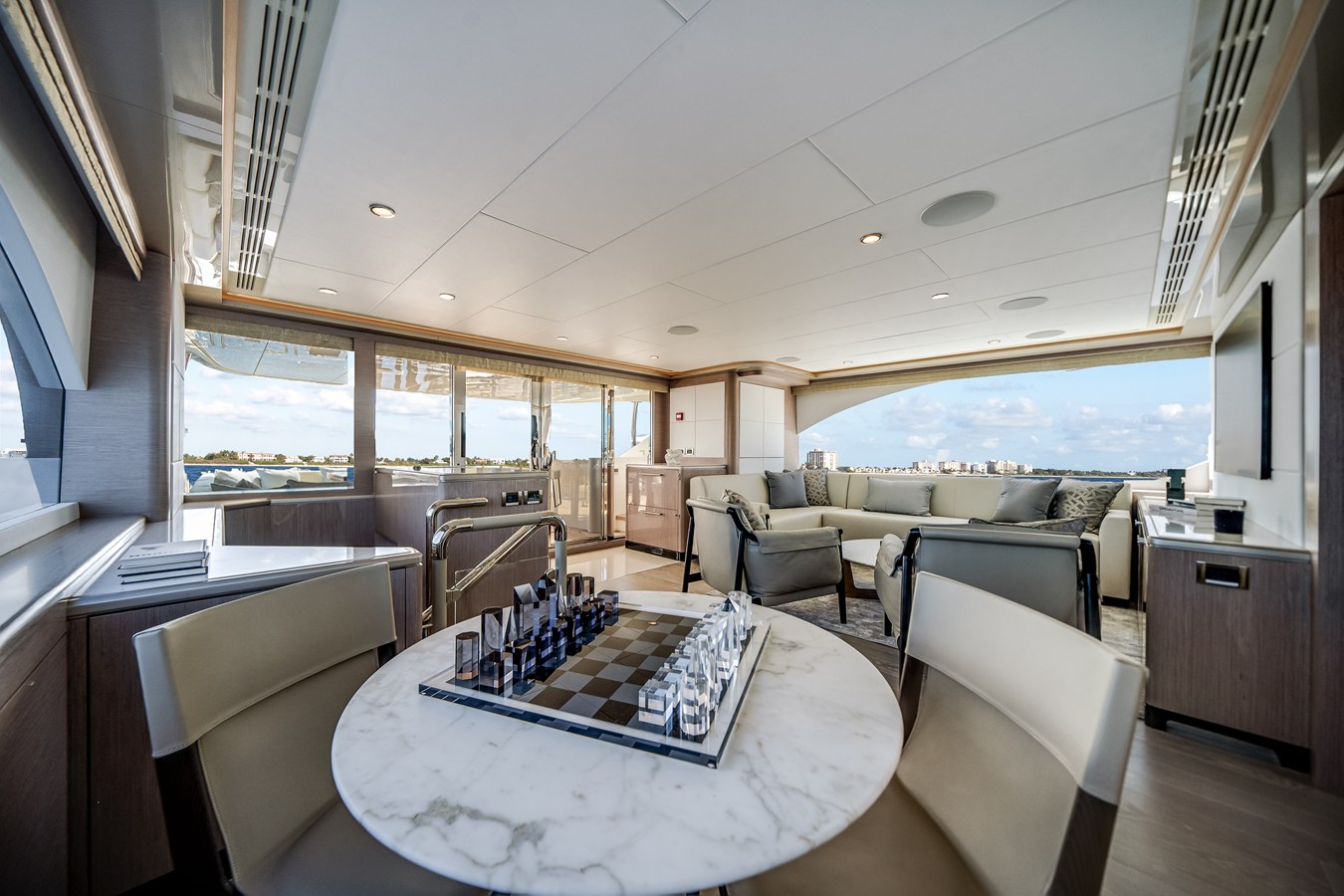 2027 Ocean Alexander 37L 59