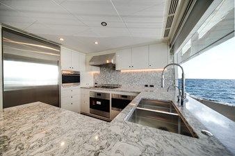 2027 Ocean Alexander 37L 52