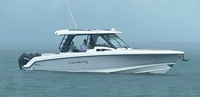 Boston Whaler 350 REALM 3 2023 Boston Whaler 350 REALM 4
