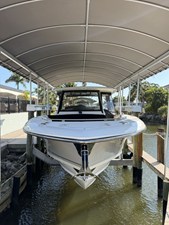 Boston Whaler 350 REALM 4 2023 Boston Whaler 350 REALM 5