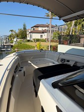 Boston Whaler 350 REALM 20 2023 Boston Whaler 350 REALM 21