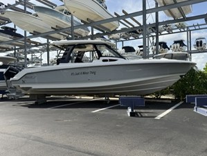 Boston Whaler 350 REALM 27 2023 Boston Whaler 350 REALM 28