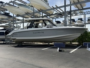 Boston Whaler 350 REALM 29 2023 Boston Whaler 350 REALM 30