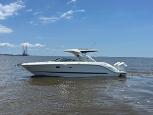 Sea Ray SLX 310 Outboard 0 2026 Sea Ray SLX 310 Outboard 1
