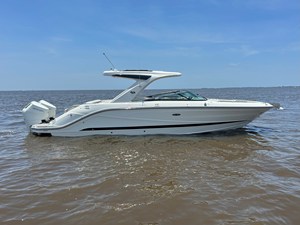 2026 Sea Ray SLX 310 Outboard 7