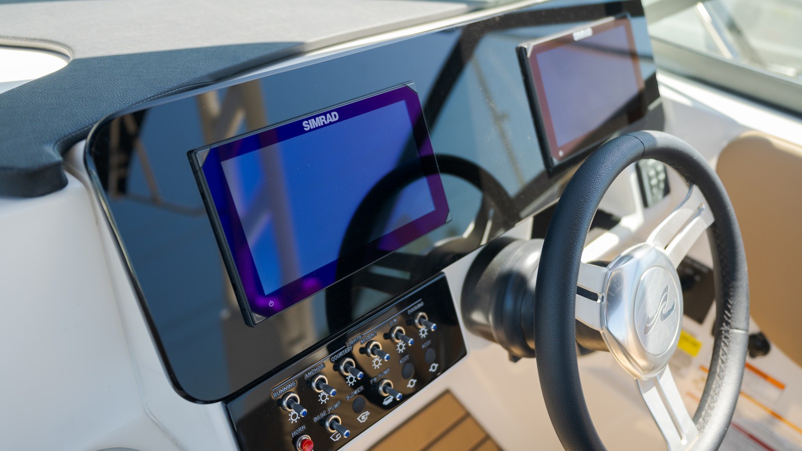 2026 Sea Ray SDX 250 Outboard 20
