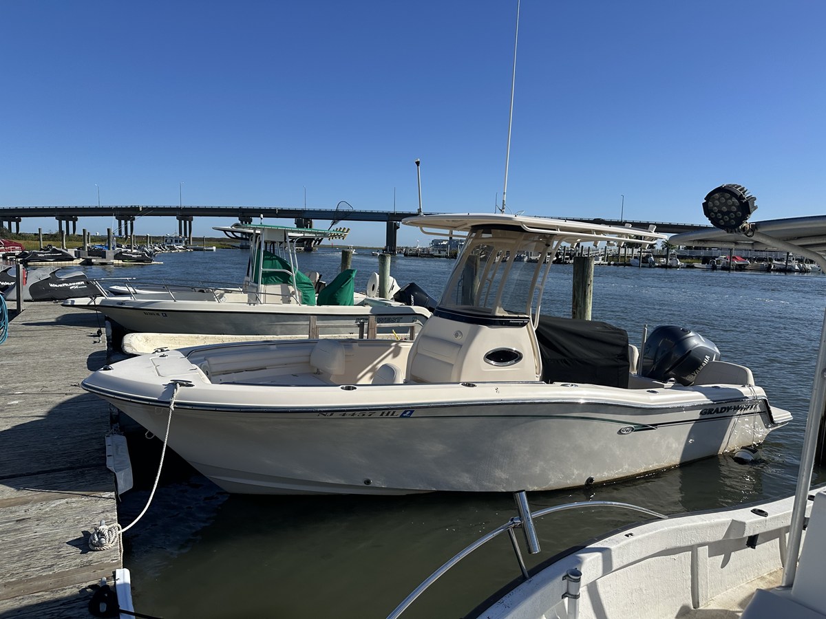 2018 Grady-White FISHERMAN 216 1