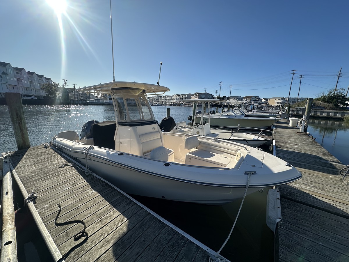 2018 Grady-White FISHERMAN 216 3