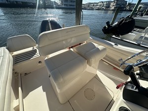 2018 Grady-White FISHERMAN 216 9