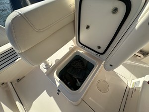 2018 Grady-White FISHERMAN 216 10
