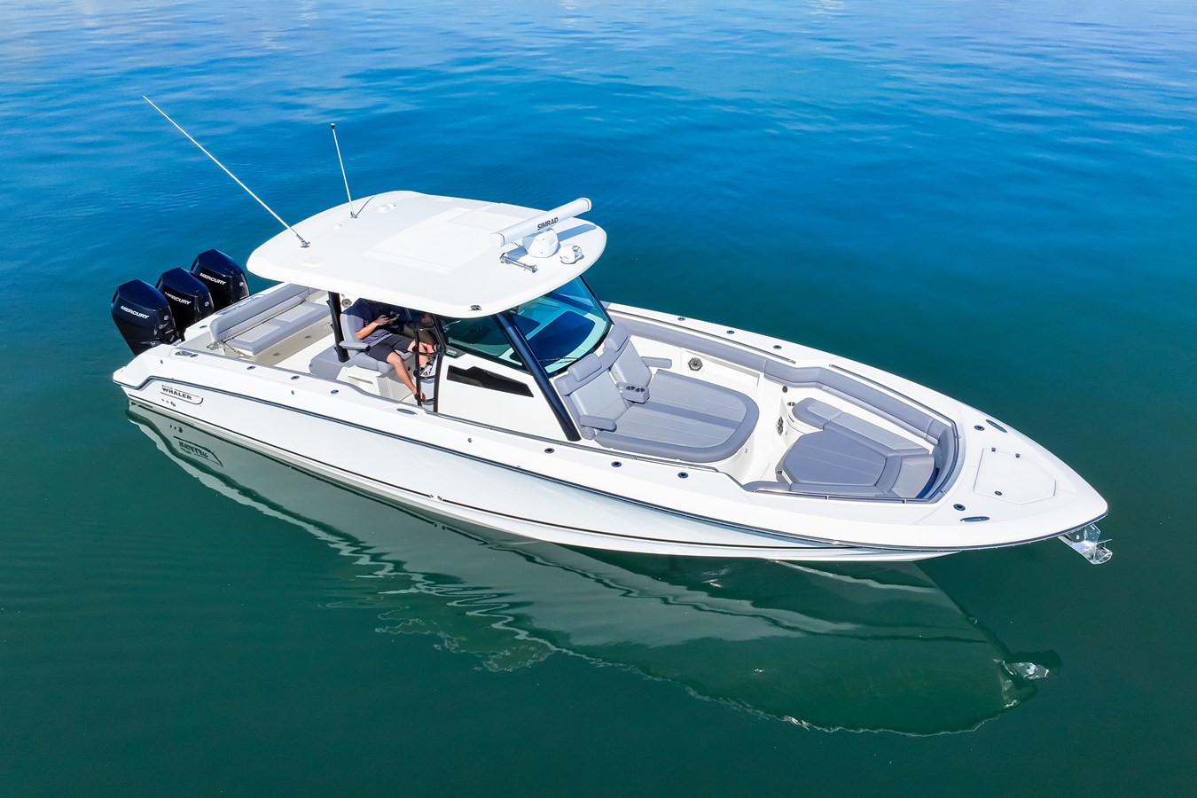 2026 Boston Whaler 380 Outrage 9