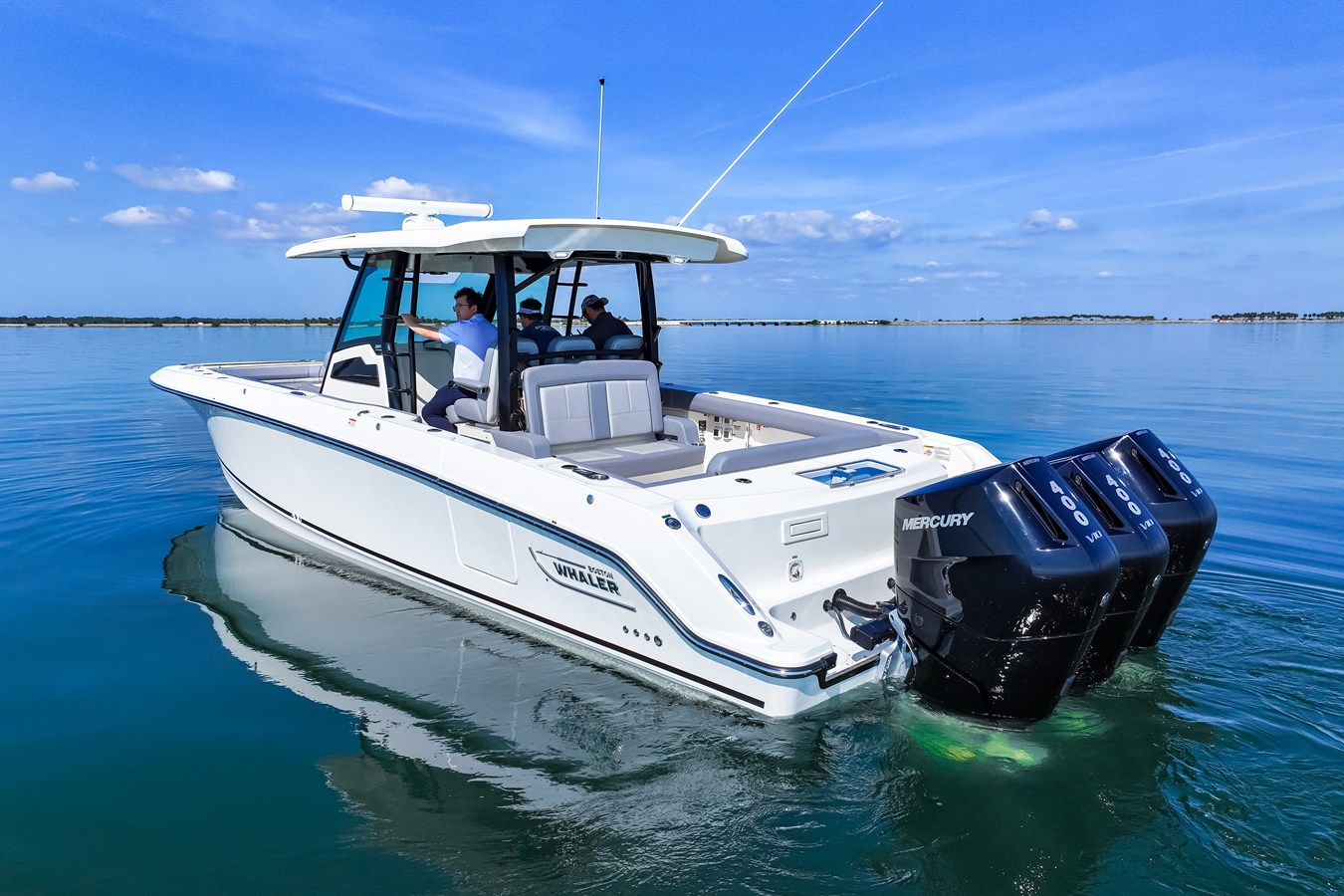 2026 Boston Whaler 380 Outrage 13