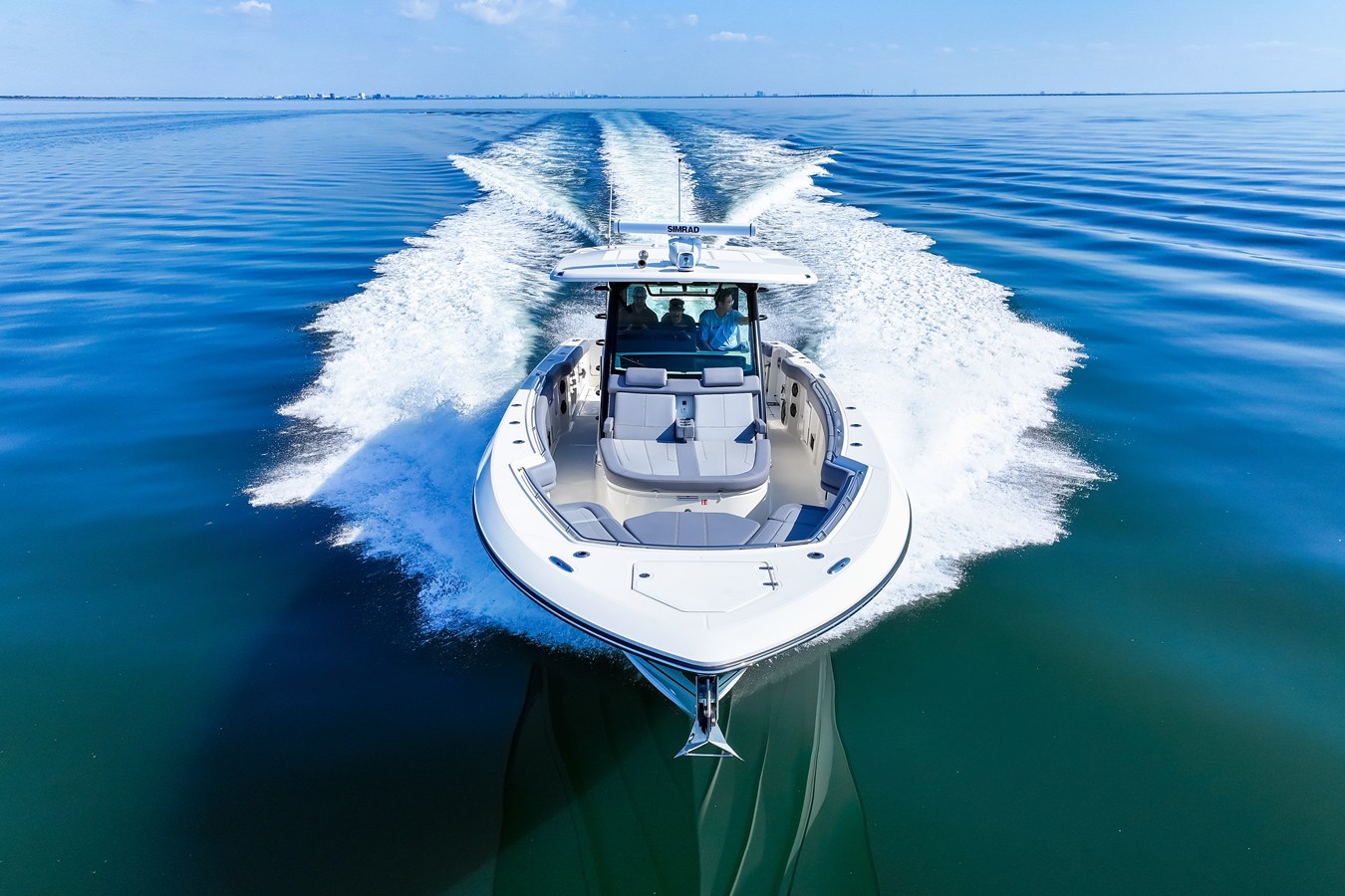 2026 Boston Whaler 380 Outrage 15