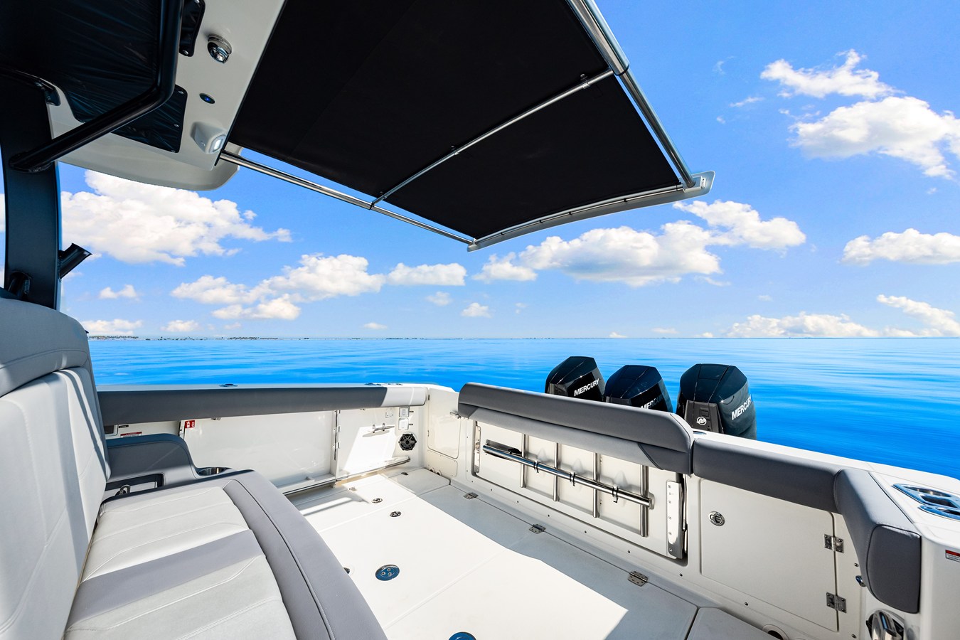 2026 Boston Whaler 380 Outrage 47