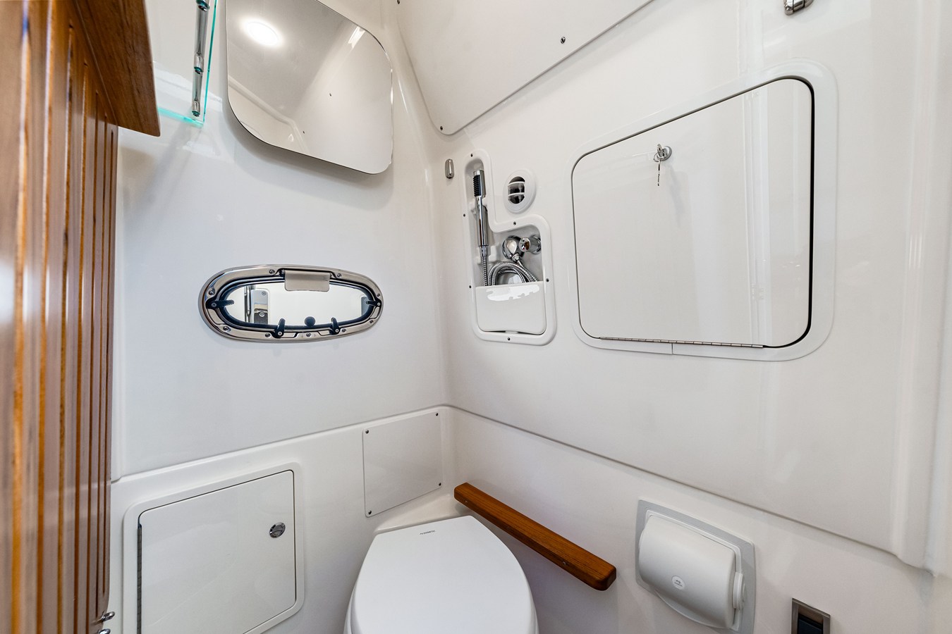 2026 Boston Whaler 380 Outrage 52