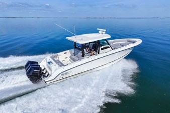 2026 Boston Whaler 380 Outrage 14
