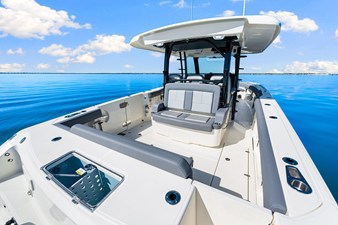 2026 Boston Whaler 380 Outrage 17