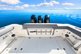 2026 Boston Whaler 380 Outrage 20