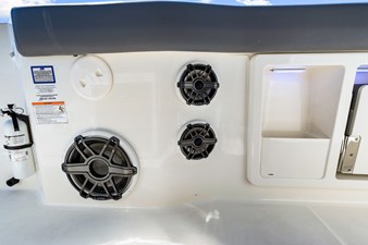 2026 Boston Whaler 380 Outrage 36