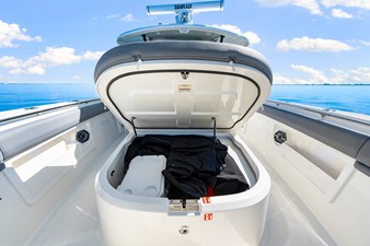 2026 Boston Whaler 380 Outrage 43