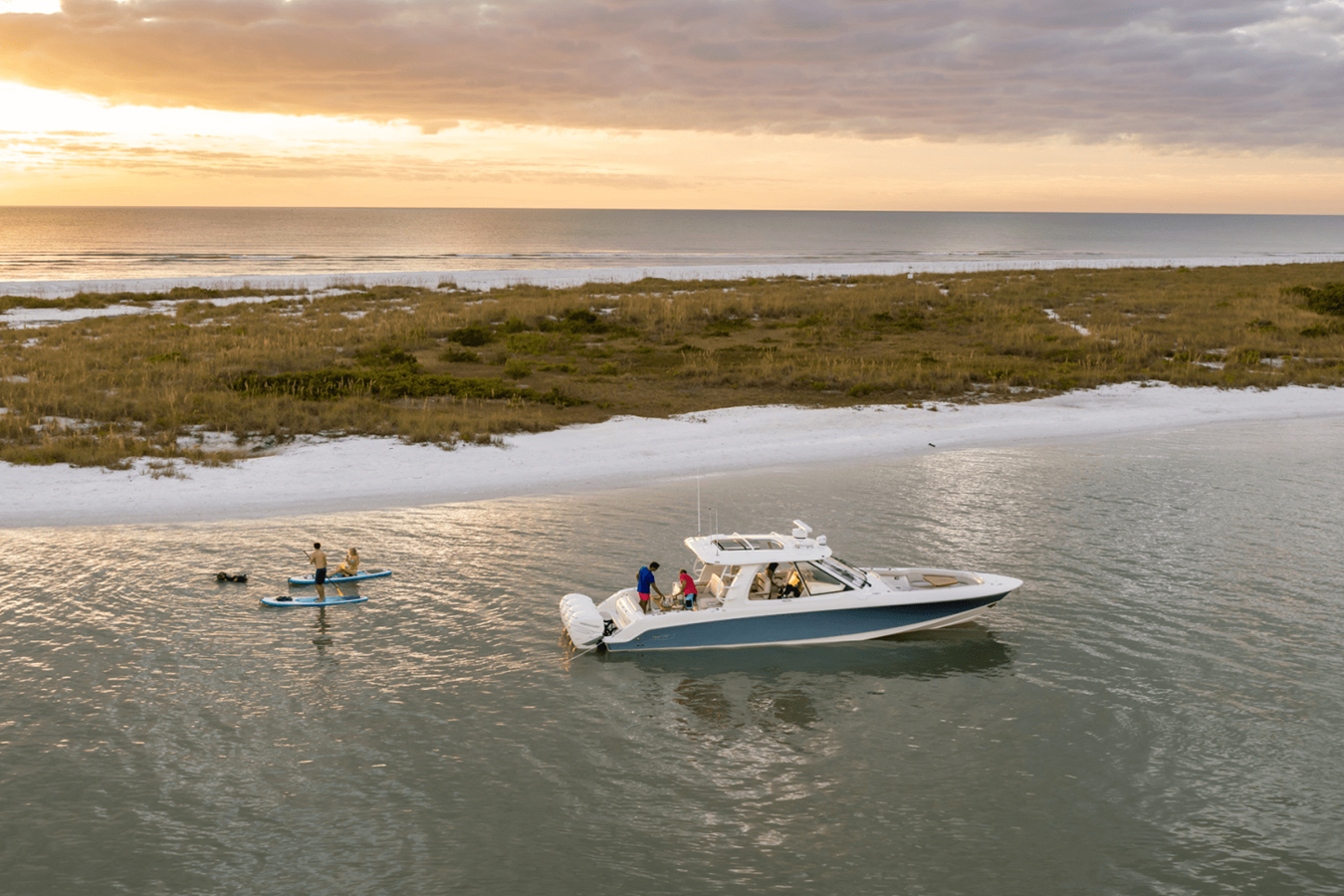 2027 Boston Whaler 380 Realm 9