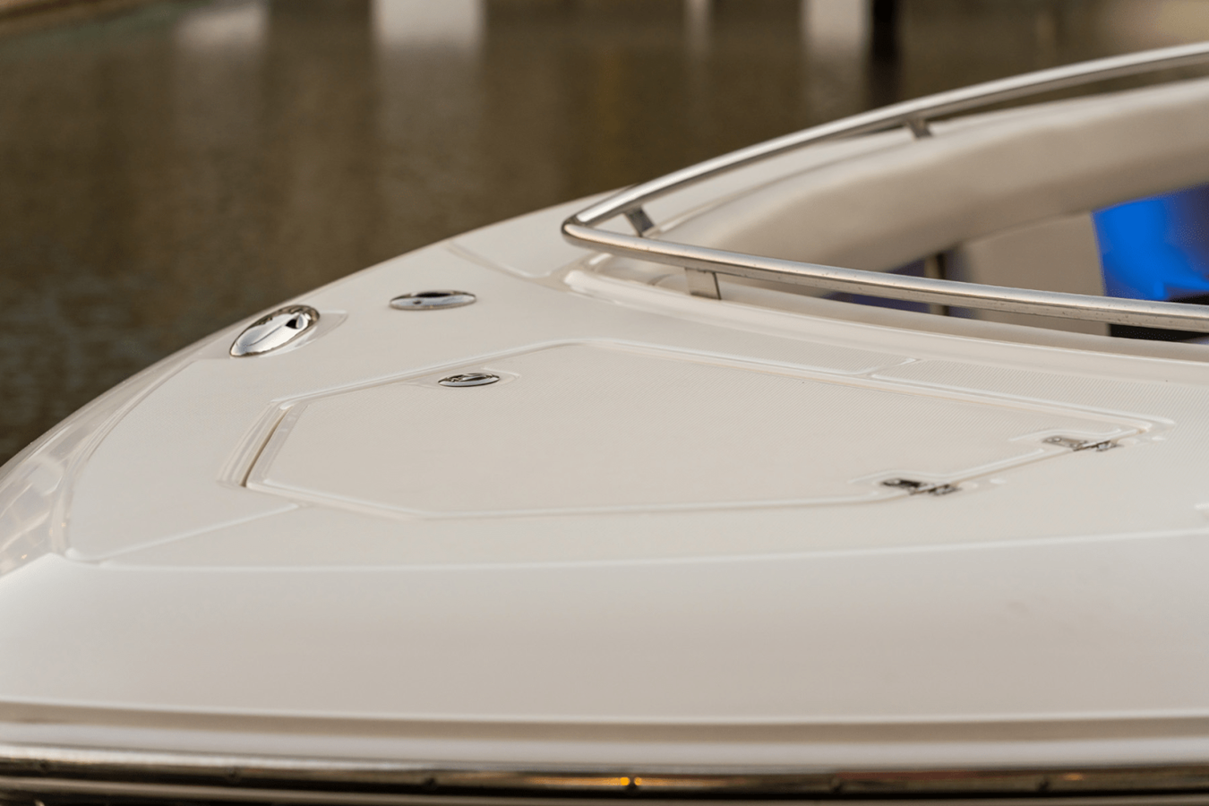 2027 Boston Whaler 380 Realm 47