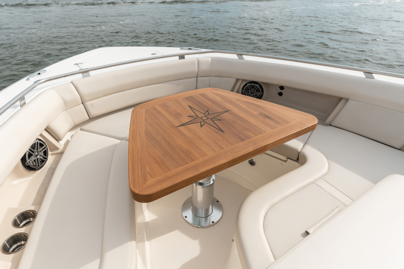 2027 Boston Whaler 380 Realm 73