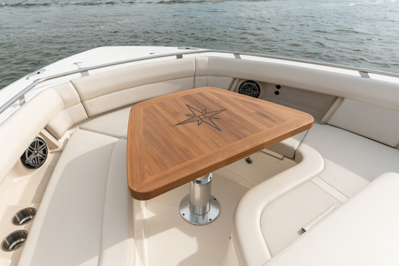 2027 Boston Whaler 380 Realm 81
