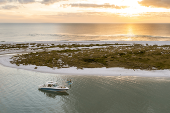 2027 Boston Whaler 380 Realm 12