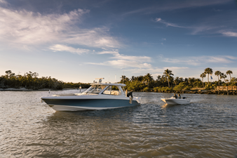 2027 Boston Whaler 380 Realm 23